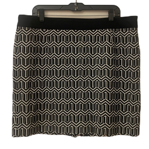 Banana Republic 12P 12 P Skirt Black and White - Picture 1 of 5